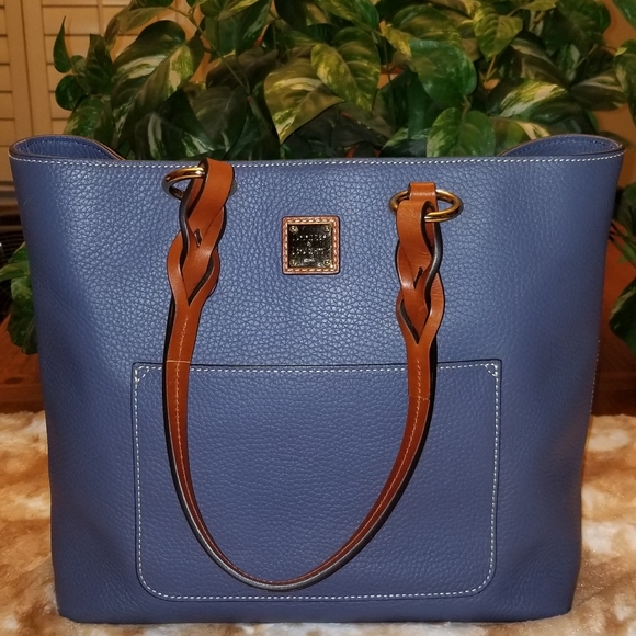 Dooney & Bourke Handbags - DOONEY AND BOURKE PEBBLE GRAIN PAMMY TOTE